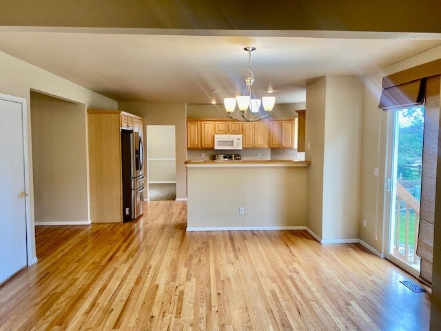 Building Photo - 1124 Meadow Oaks Dr