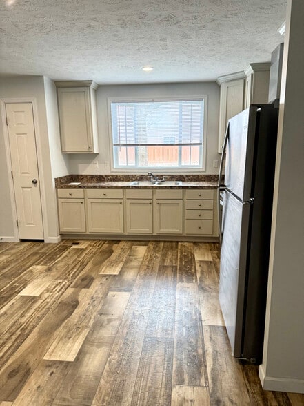 Building Photo - 79 Old State Rd S