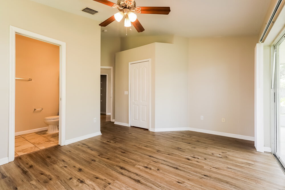 Building Photo - 1036 Lake Shore Ranch Dr