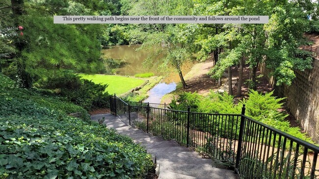 Building Photo - Bright 2-Bedroom Townhome Near Avalon & Downtown Alpharetta