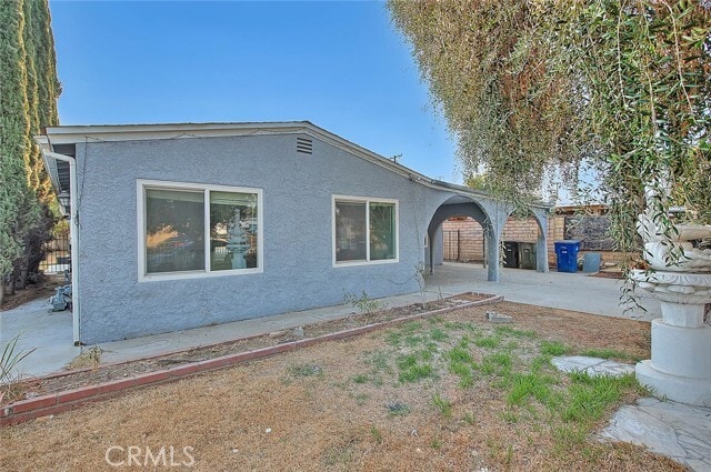 Building Photo - 1446 S Pleasant Ave