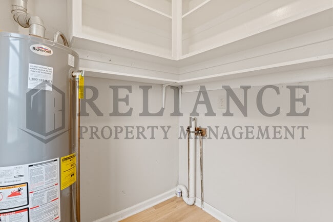 Building Photo - 1422 S Meridian Ave