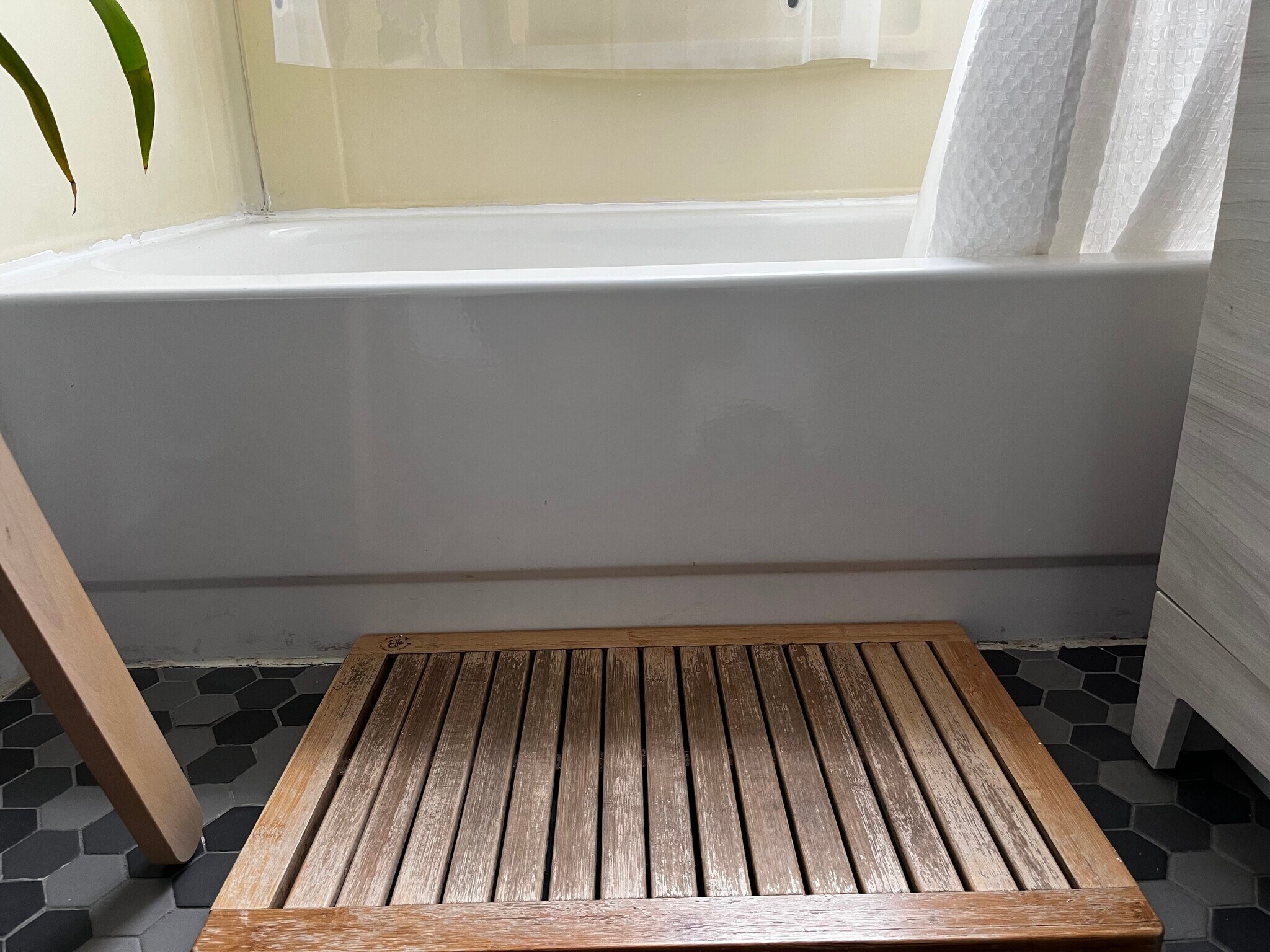 Building Photo - 34 Brookside Ave