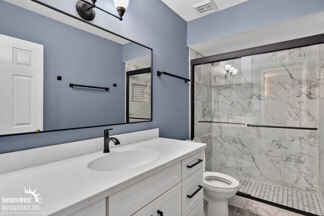 Building Photo - Beautifully Updated 4Bdm 2Ba Home with Den in Chandler!