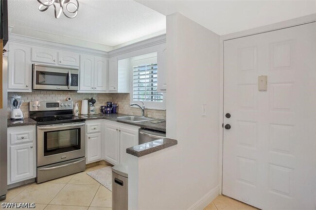 Building Photo - 4298 27th Ct SW