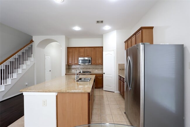 Building Photo - 24322 Bella Florence Dr