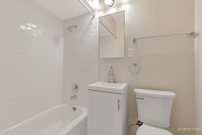 Building Photo - 80 Terra Vista Ave