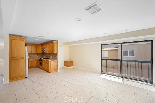 Building Photo - 1165 Linden Ave
