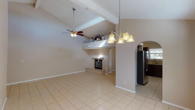 Building Photo - 1108 Coyote Ln