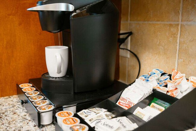 Building Photo - 357 Wilfar Strasse