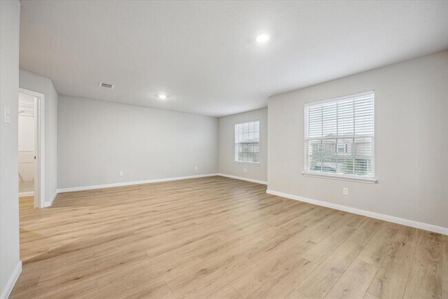 Building Photo - 3971 Turtle Creek