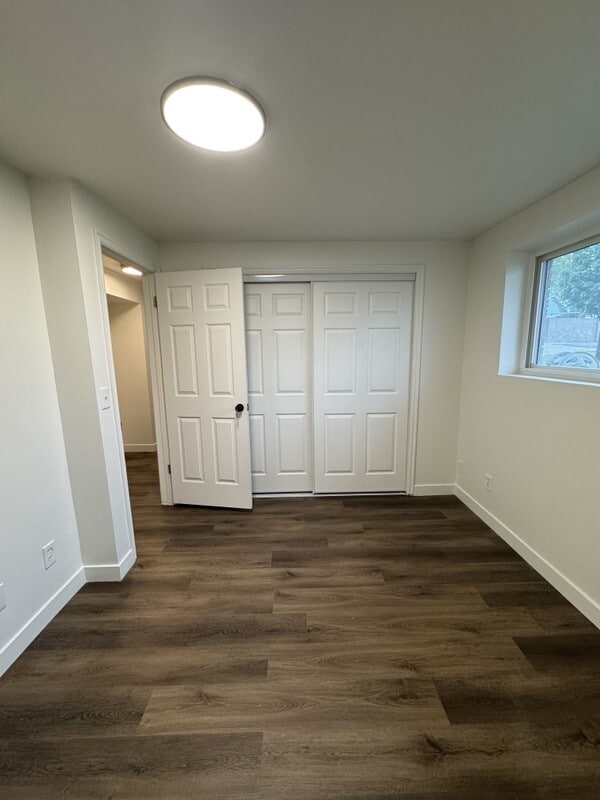 Building Photo - 5385 Baringwood Cir
