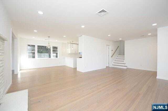 Building Photo - 58 Oxford Pl