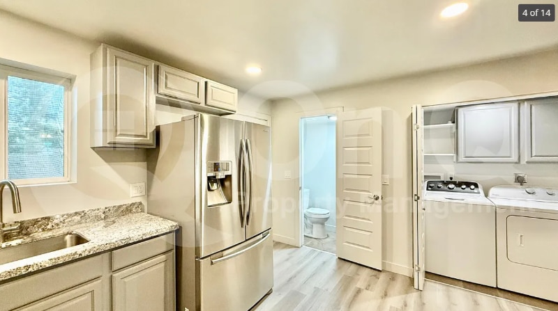 Building Photo - 6108 W Townley Ave