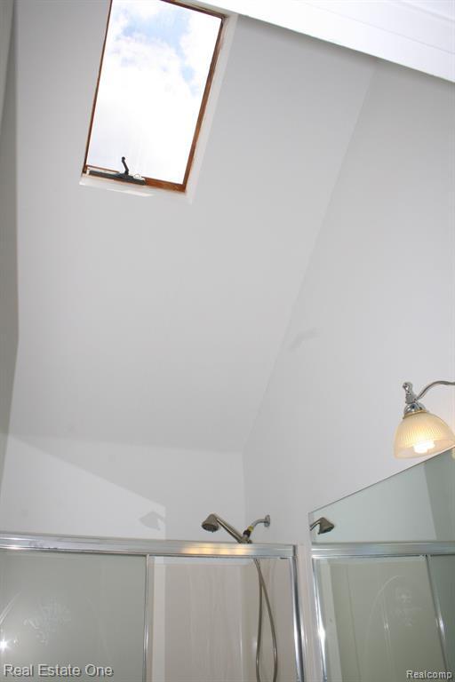 Building Photo - 3268 Troy Ave