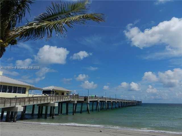Building Photo - 501 E Dania Beach Blvd
