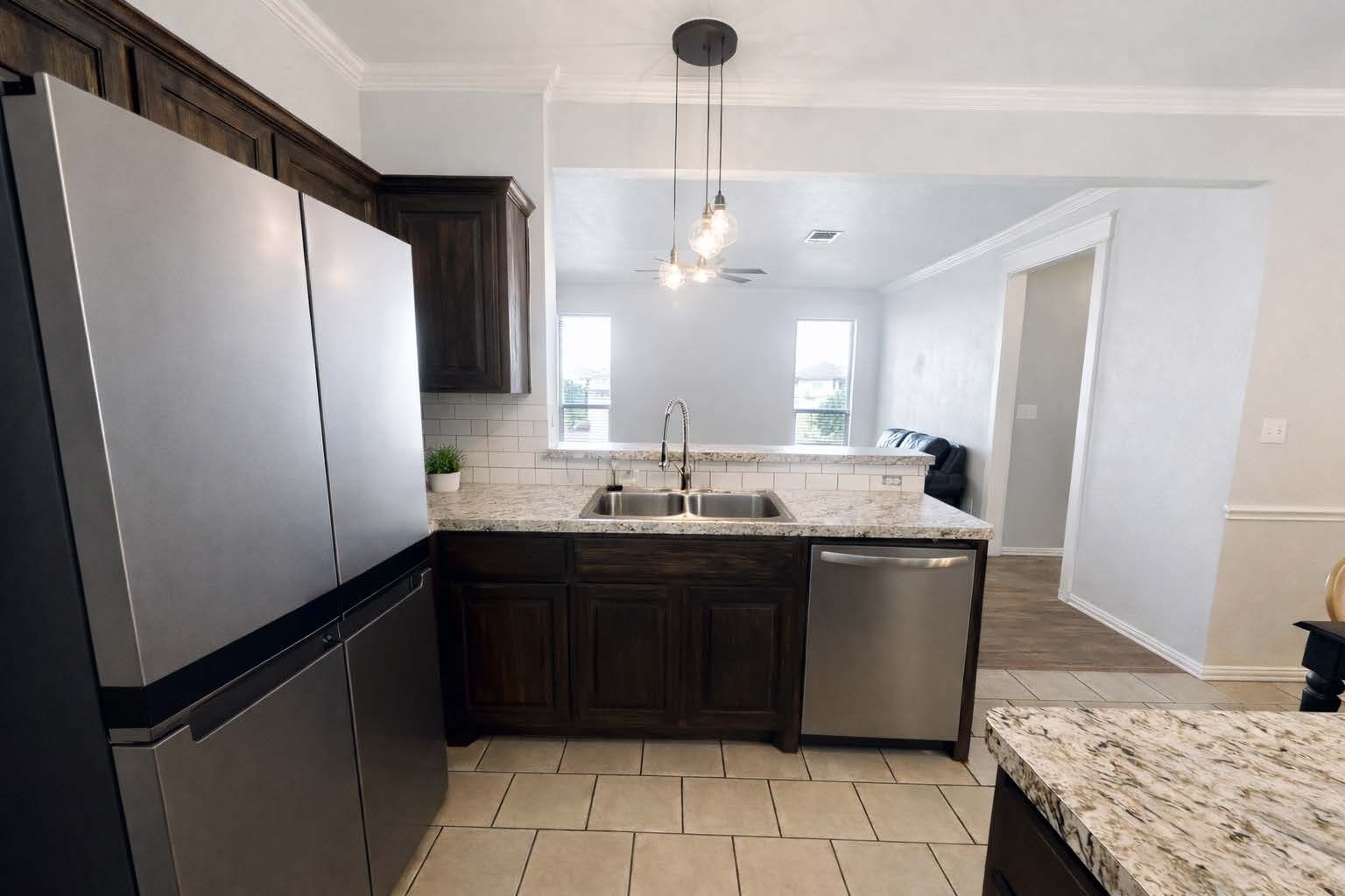 Building Photo - 505 S 1st St