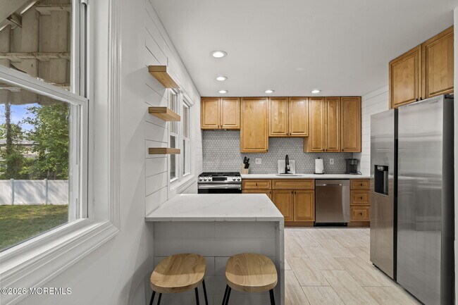 Building Photo - 901 Russo Dr