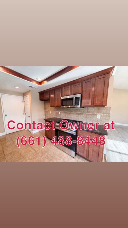 Building Photo - 8232 Moorhaven Way