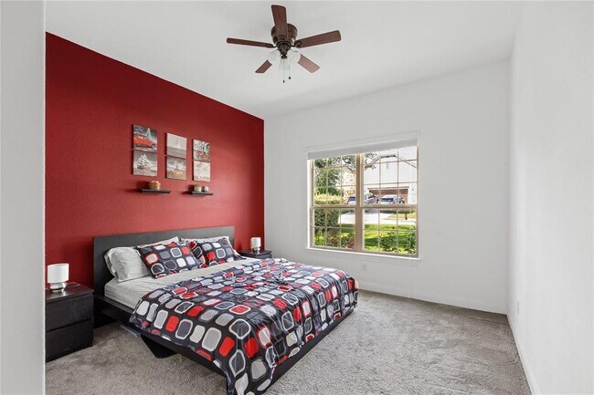 Building Photo - 15513 La Catania Way