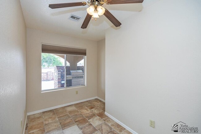 Building Photo - 12790 E 46th Dr