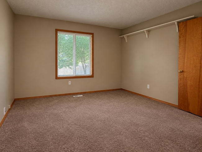 Building Photo - 17027 SW Lynnly Way