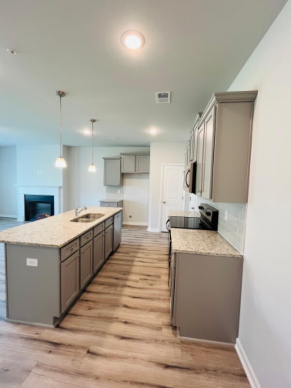 Building Photo - 11707 Chatham Dr