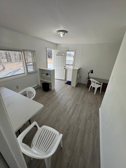 Building Photo - 42 Summit Ave