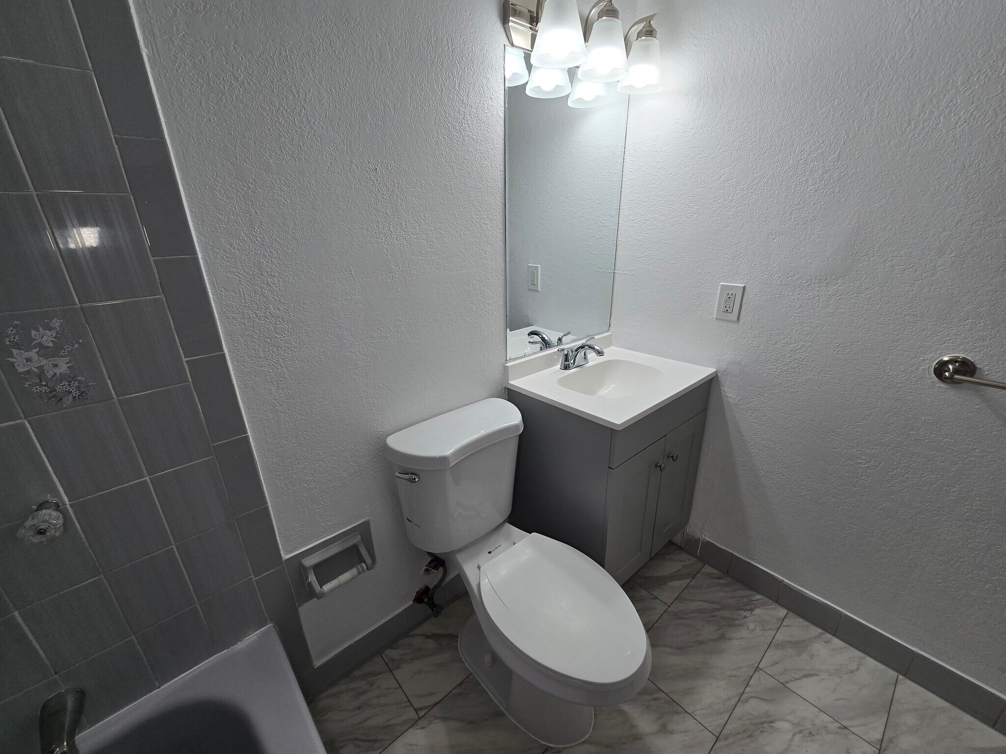 Building Photo - 4715 NW 7th St