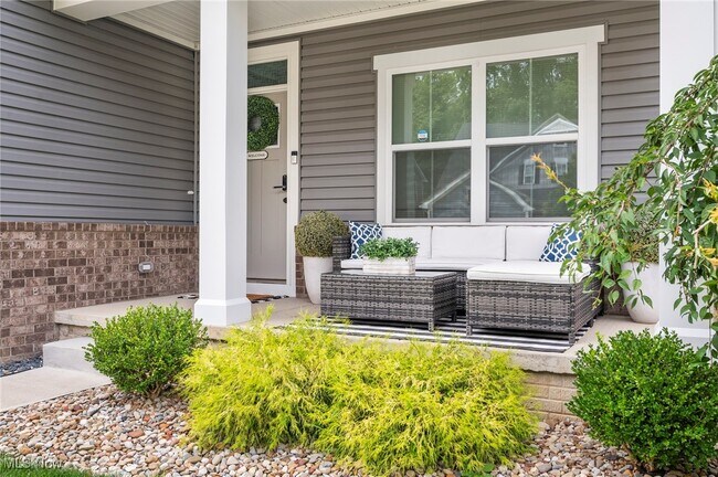 Building Photo - 9256 Preserve Way