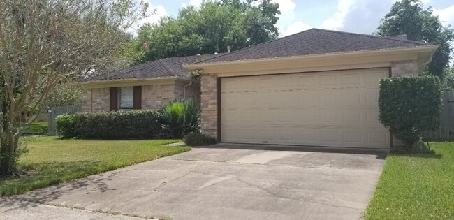 Primary Photo - 2822 Chimneystone Cir