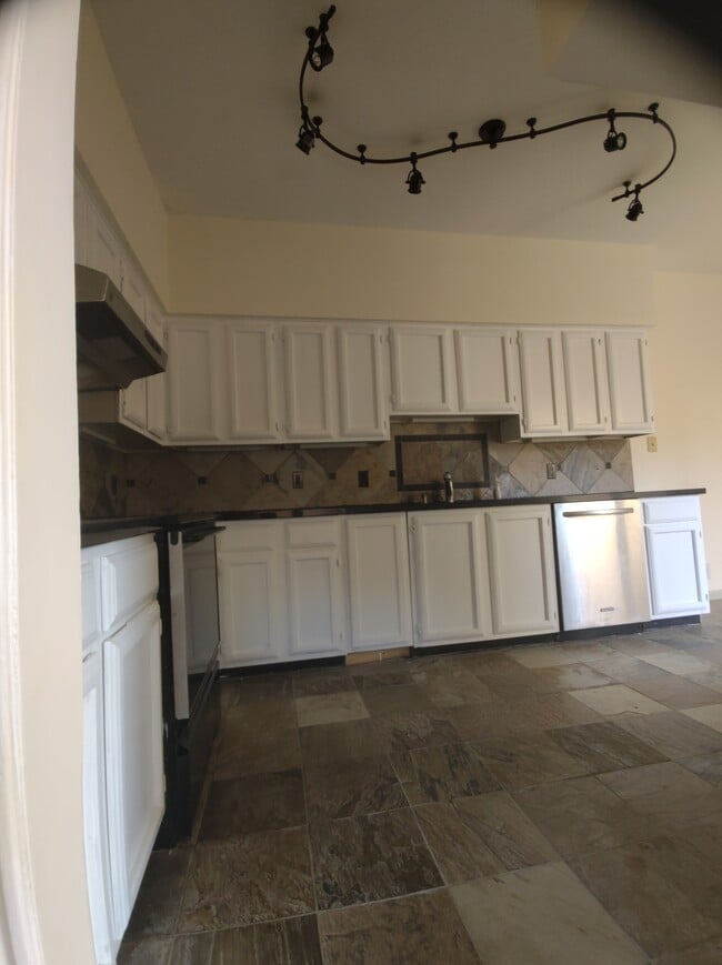 Building Photo - 2454 Bering Dr