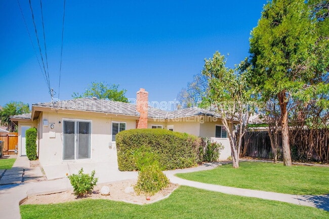 Building Photo - 5155 Harriett Cir
