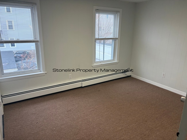 Building Photo - 106 Harrison St