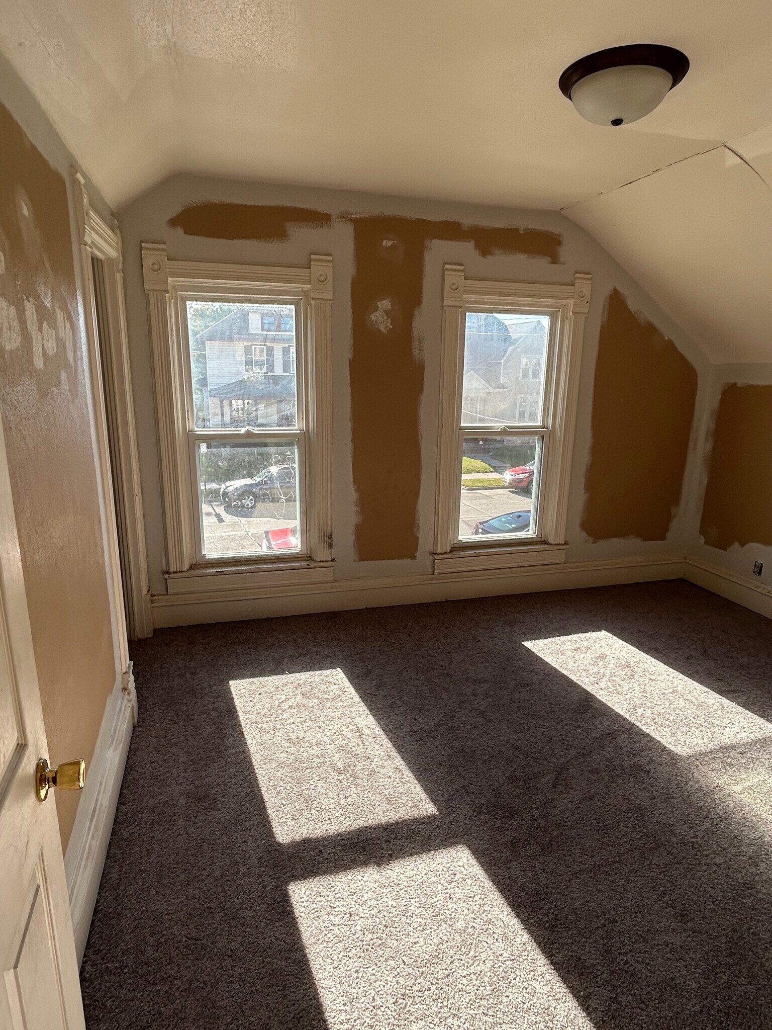 Building Photo - 732 Scott Ave