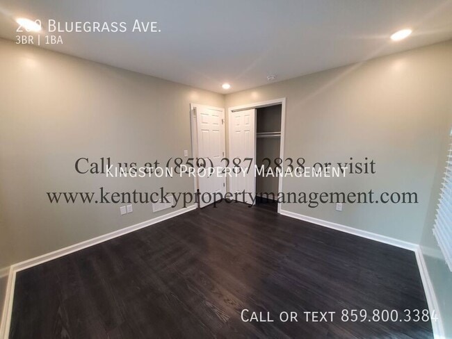 Building Photo - 209 Blue Grass Ave