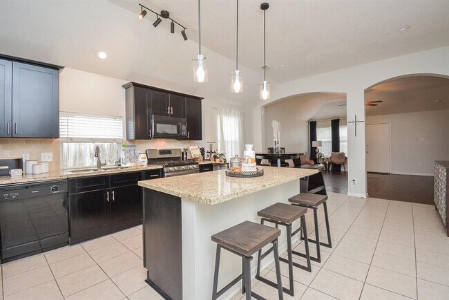 Building Photo - 22442 Highfield Ridge Ln