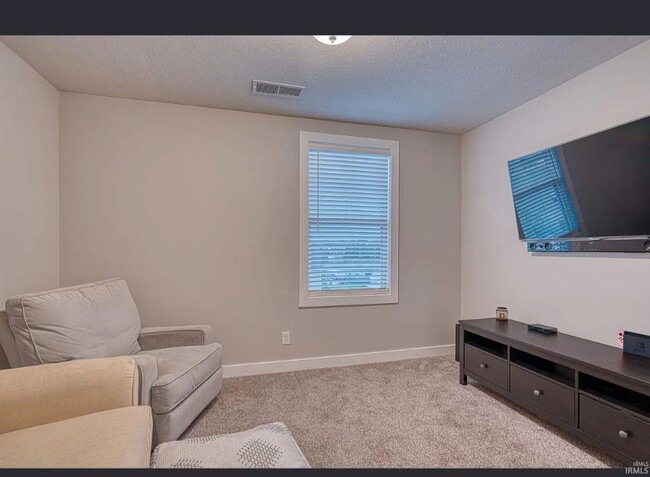 Building Photo - 5783 Brookstone Dr