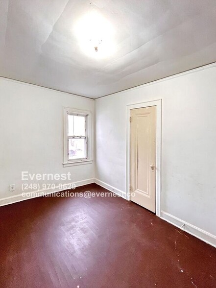 Building Photo - 15395 Ardmore St