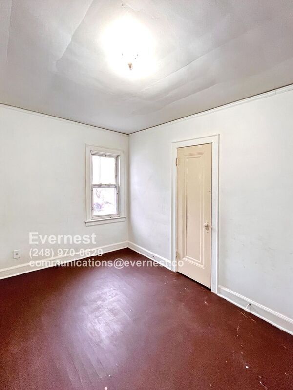 Building Photo - 15395 Ardmore St