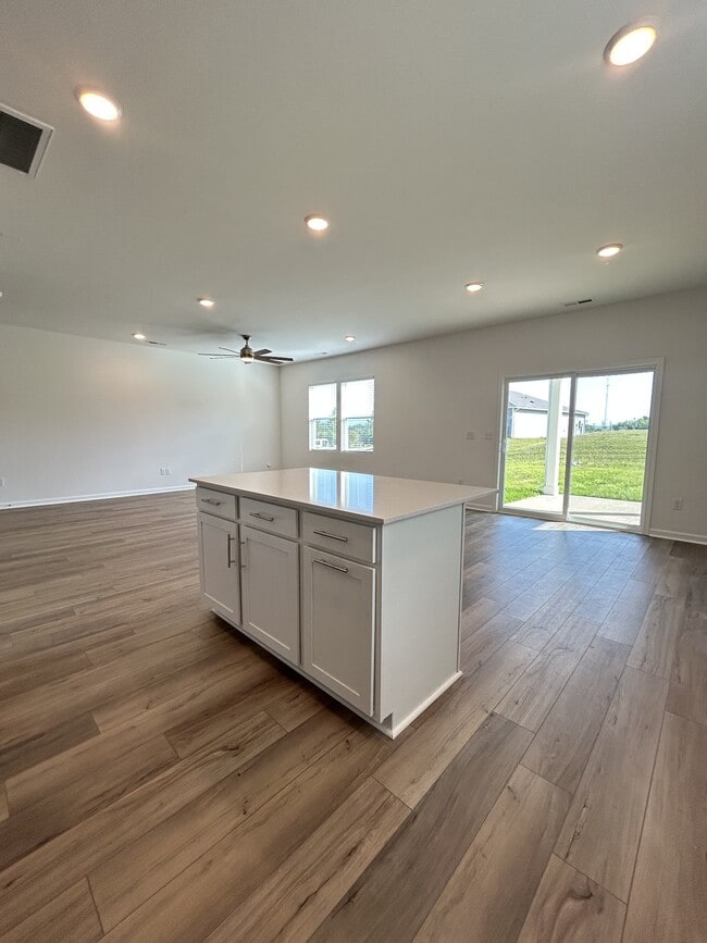 Building Photo - 3854 Cobbler Ct