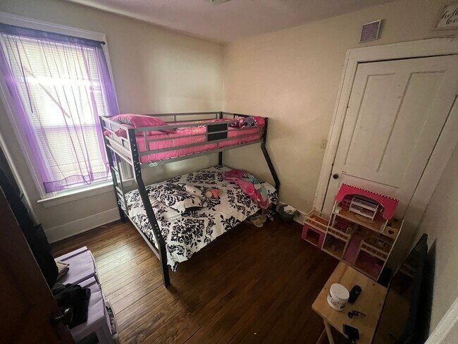 Building Photo - 2768-70 N. Booth St.