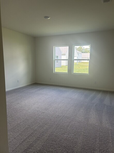 Building Photo - 155 Plantersfield Dr