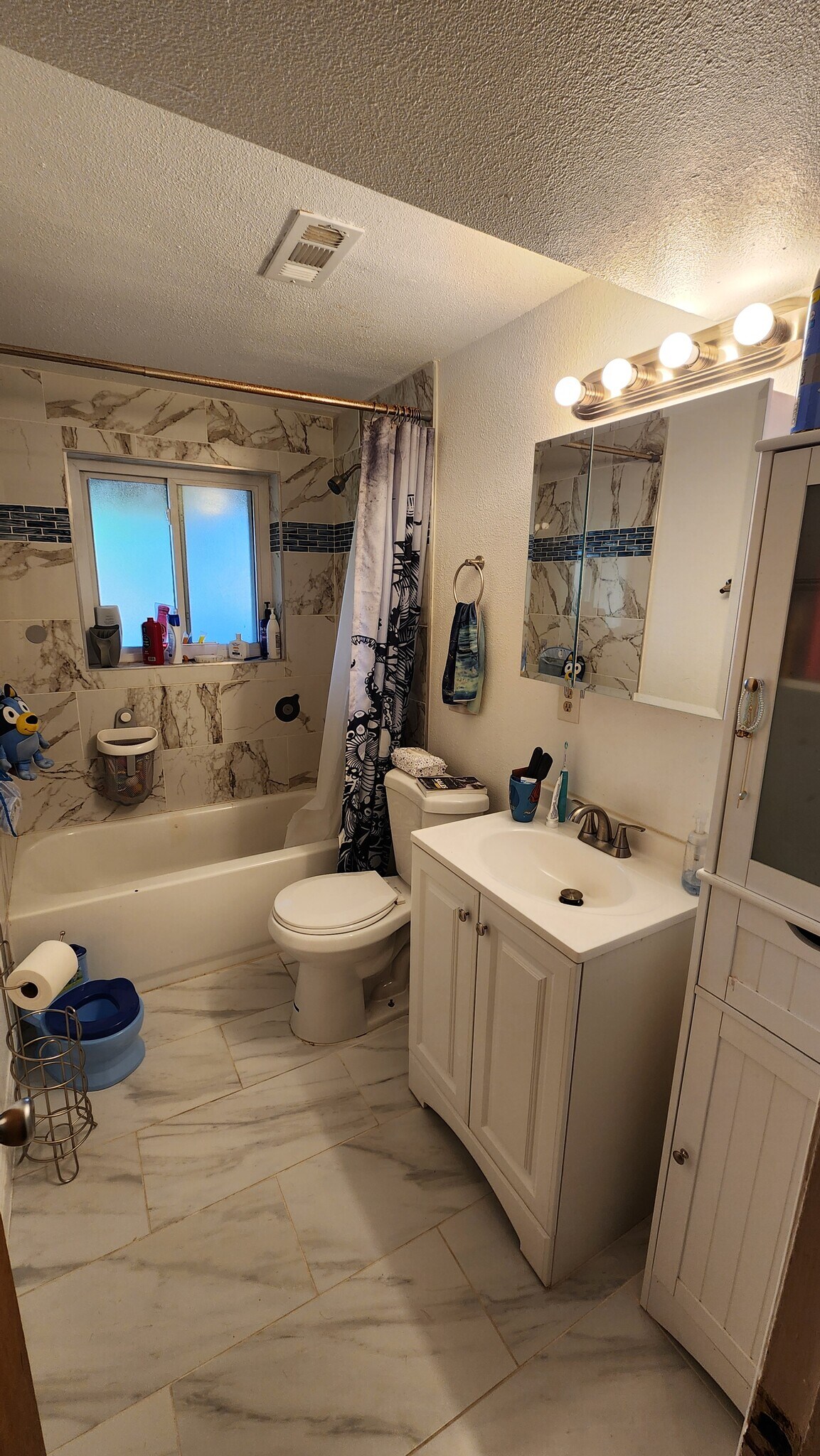 Bathroom 2 - 2228 Fernwood Drive