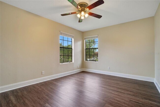 Building Photo - 370 Lake Placid Ct