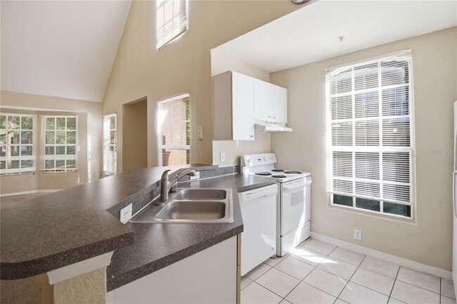 Building Photo - 6416 Raleigh St