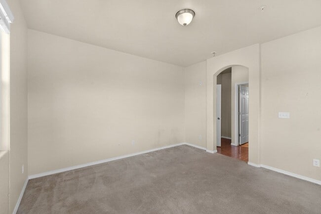 Building Photo - 4790 Wells Branch Heights