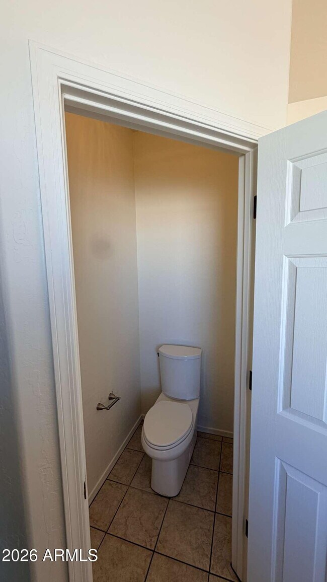 Building Photo - 2614 E Fremont Rd