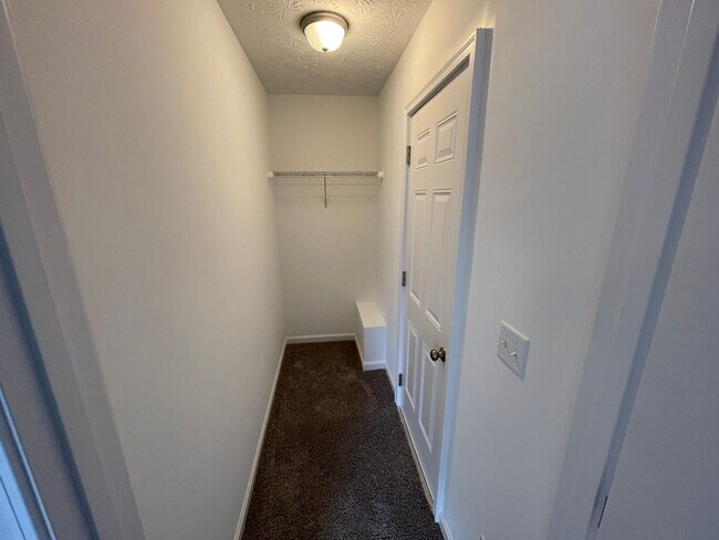 Building Photo - 1856-1858 Blackwell Road Duplex