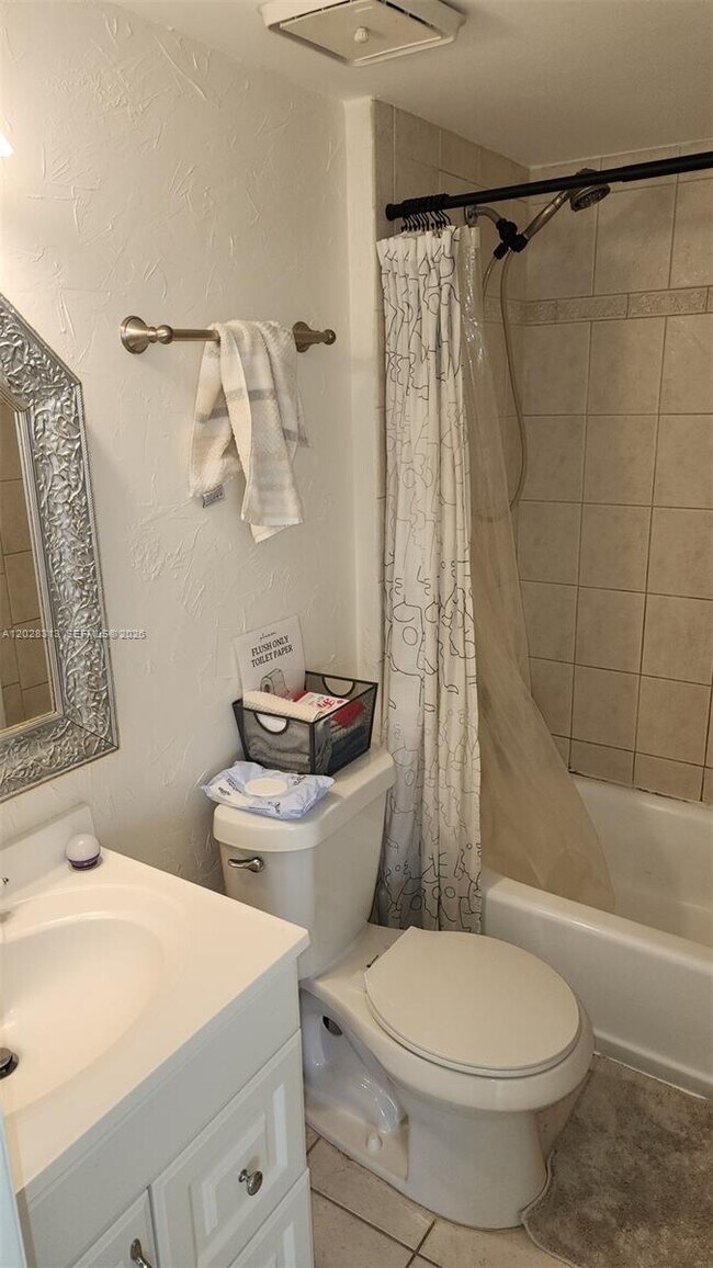 Building Photo - 4540 SW 68th Ct Cir